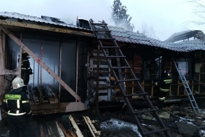 В СНТ «Гвардеец» утром горела недостроенная дача (Приморский район)