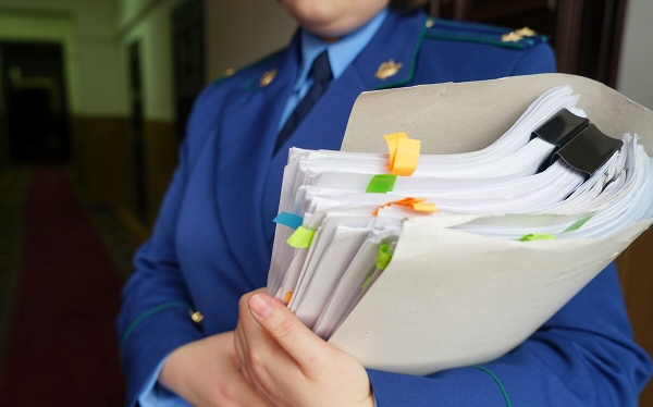 Прокуратура Северодвинска ведет активную работу о взыскании с дропперов денежных средств в пользу потерпевших от телефонных мошенников