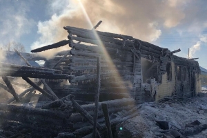В Усть-Пинеге сгорел частный дом