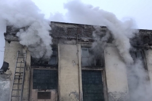 В Северодвинске дважды горело производственное здание
