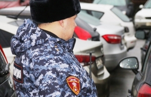 Наряд вневедомственной охраны Росгвардии задержал гражданина, устроившего пьяный дебош в торговом центре Архангельска