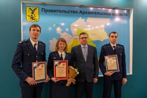 Игорь РАЧЕНКОВ поздравил спасателей с профессиональным праздником