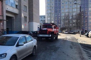 Северодвинск: на ул. Коновалова выбило стёкла в жилом доме