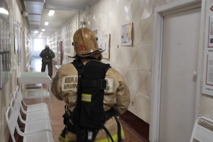 Маймаксанскую поликлинику эвакуировали пожарные