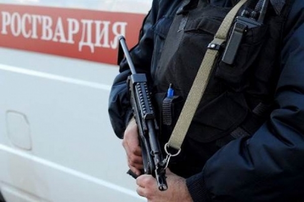 В Архангельске сотрудники Росгвардии задержали гражданина, подозреваемого в краже смартфона
