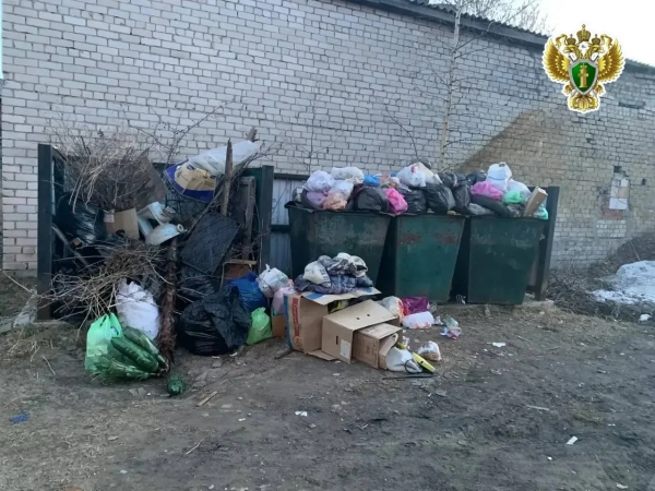 По мерам прокурорского реагирования гражданам произведен перерасчет за ненадлежащее оказание коммунальной услуги по обращению с твердыми коммунальными отходами