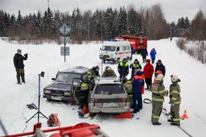 Крупное ДТП в Холмогорском районе: пострадавших эвакуировали на вертолете