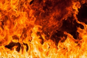 Двое мужчин погибли при пожаре в г. Мирный