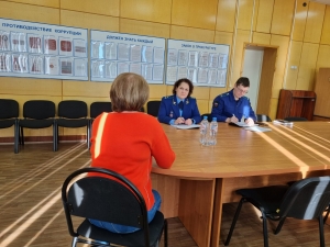 Заместитель прокурора Архангельской области Тамара Захарова провела личный прием граждан в Архангельской межрайонной природоохранной прокуратуре