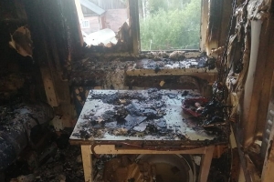 20 человек эвакуировались из дома при пожаре в Боброво