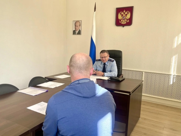 Прокурор Архангельской области и Ненецкого автономного округа Николай Хлустиков провел личный прием граждан в приемной Президента Российской Федерации в Архангельской области