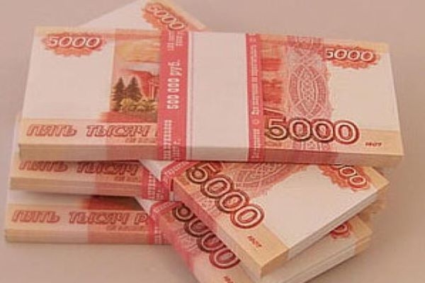 Прокуратурой Ленского района выявила нарушения закона об оплате труда