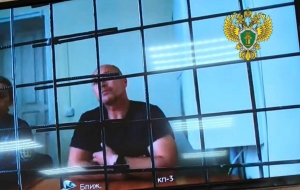 Виновному в смертельном ДТП, в котором погибло двое детей, судом отказано в замене наказания в виде лишения свободы более мягким