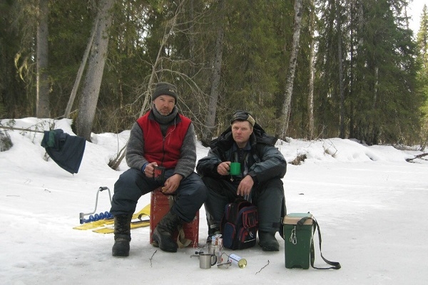 Провалы под лёд, ночевка в снегу и другие приключения зимней рыбалки