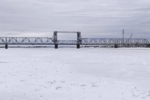 16-летний подросток с тяжёлыми травмами найден под железнодорожным мостом (Архангельск)