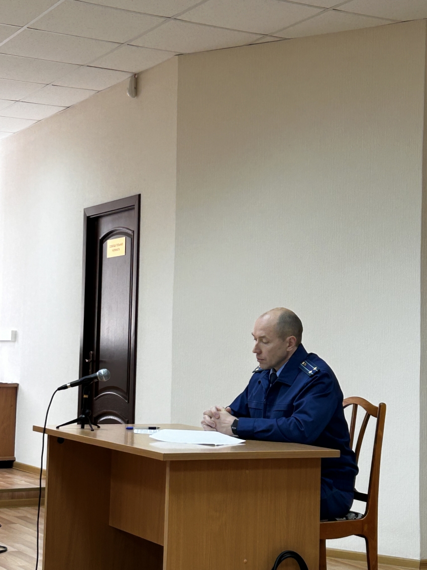 За уклонение от исполнения принудительных работ неплательщица алиментов направлена в места лишения свободы