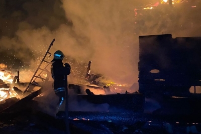 Пожар в Заостровье: сгорел жилой дом
