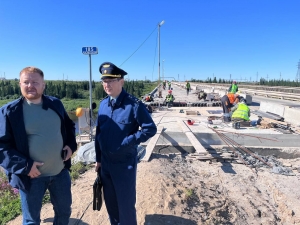 В Нарьян-Маре объявлено предостережение генеральному директору подрядной организации, осуществляющей капитальный ремонт моста через реку Колва