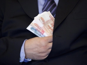 Житель г. Северодвинска обвиняется в краже денежных средств из купюроприемника банкомата