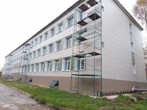 По требованию прокуратуры судом признаны недействительными дополнительные соглашения к муниципальному контракту на выполнение капитального ремонта здания образовательного учреждения