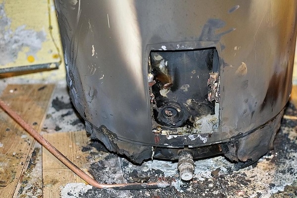 Пожар в селе Холмогоры: «коротнул» водонагреватель