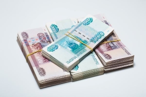 По иску прокурора города Коряжмы суд взыскал в пользу местной жительницы 360 тысяч рублей, переведенные мошенникам