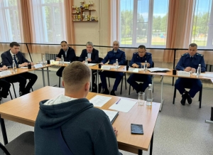 Прокурором Архангельской области и Ненецкого автономного округа Николаем Хлустиковым проведен личный прием граждан