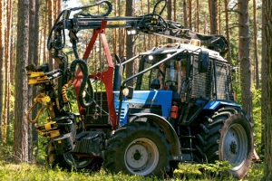 Харверсторы на базе трактора МТЗ: эффективные помощники для лесозаготовки
