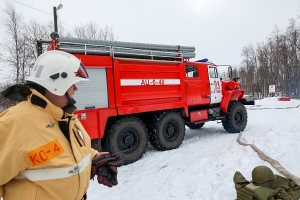 На территории воинской части под Новодвинском тушили условный пожар