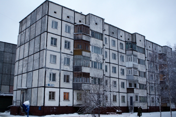 В Северодвинске осудили двух братьев за незаконное проникновение в жилище и нападение на гражданина