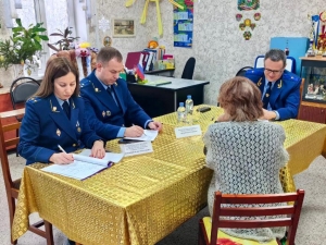Прокурором области в преддверии Международного дня инвалидов проведен прием жителей г. Новодвинска
