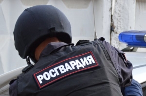 В Архангельске наряд Росгвардии задержал подростков, незаконно проникших на охраняемый объект