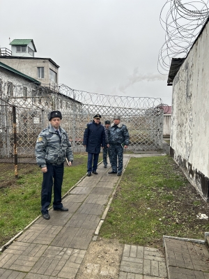 Первый заместитель прокурора Архангельской области и Ненецкого автономного округа Сергей Белогуров провел проверки в исправительных колониях № 21 и № 29