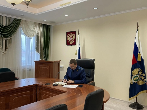 Заместитель прокурора Архангельской области и Ненецкого автономного округа Павел Матанцев провел прием жителей Сельского поселения «Омский сельсовет» Заполярного района Ненецкого автономного округа