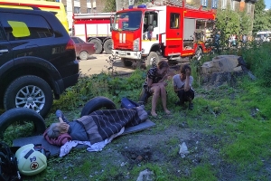 При пожаре в сараях в центре Архангельска эвакуировали жильцов ближайших домов.