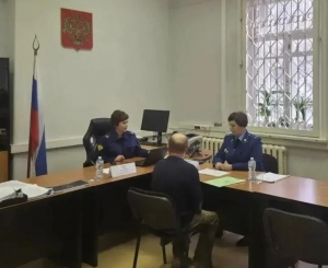 Заместитель прокурора Архангельской области и Ненецкого автономного округа Елена Архипова провела личный прием граждан Шенкурского муниципального округа