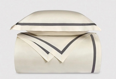 Выбираем идеальный комплект постели на любой сезон