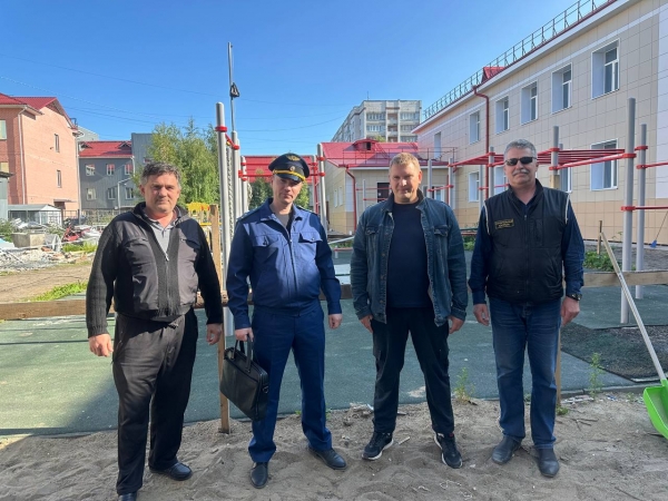 Прокурор города Архангельска проинспектировал ход выполнения работ по строительству и капитальному ремонту образовательных организаций
