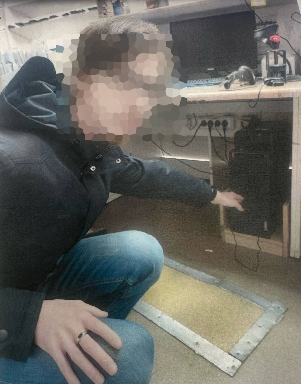 Перед судом предстанет один из работников почтовой связи, обвиняемый в нарушении правил эксплуатации средств хранения, обработки и передачи охраняемой компьютерной информации, содержащейся в критической информационной инфраструктуре Российской Федера